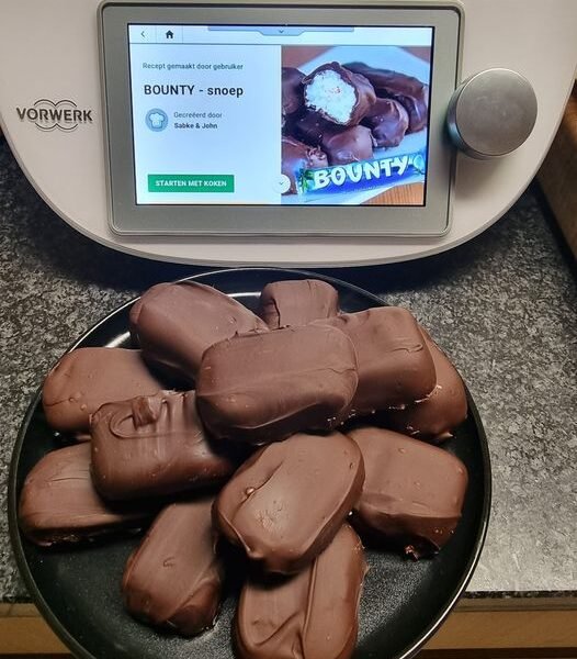 Homemade Chocolate Coconut Bounty Bars Recipe